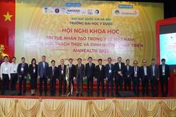 <a href="/danh-cho-khach-hang" title="Dành cho khách hàng" rel="dofollow">KHÁM CHỮA BỆNH</a>