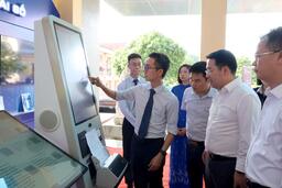 <a href="/danh-cho-khach-hang" title="Dành cho khách hàng" rel="dofollow">KHÁM CHỮA BỆNH</a>