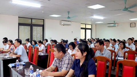 BỆNH VIỆN Y HỌC CỔ TRUYỀN TỈNH LÀO CAI TỔ CHỨC HỘI NGHỊ SƠ KẾT CÔNG TÁC 6 THÁNG ĐẦU NĂM 2025