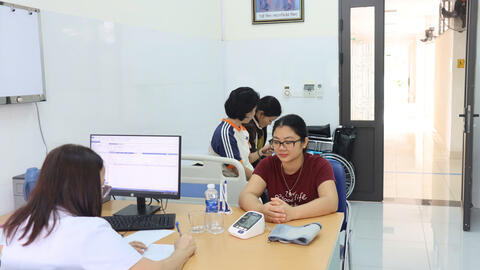 KHÁM SỨC KHỎE ĐỊNH KỲ CHO GIÁO VIÊN TRƯỜNG TRUNG HỌC CƠ SỞ VẠN HOÀ