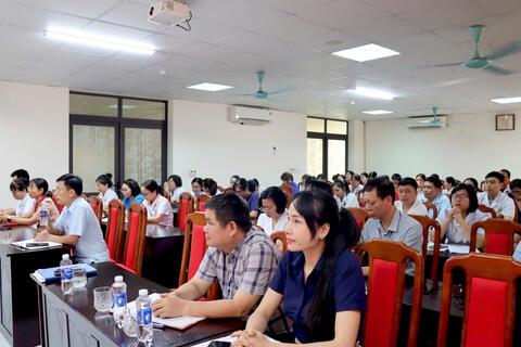 BỆNH VIỆN Y HỌC CỔ TRUYỀN TỈNH LÀO CAI TỔ CHỨC HỘI NGHỊ SƠ KẾT CÔNG TÁC 6 THÁNG ĐẦU NĂM 2025